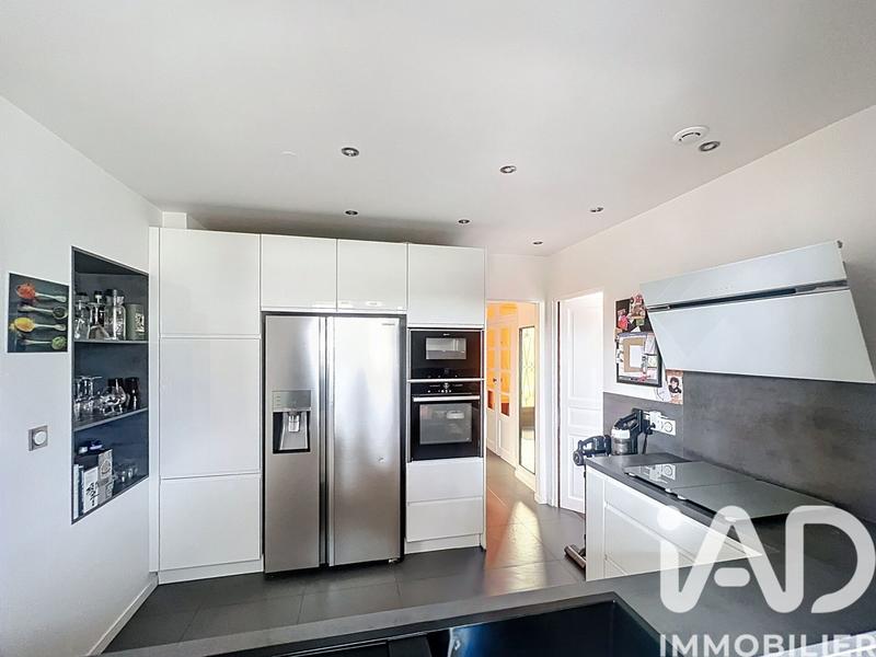 Maison - 158 m² - 7 pièces