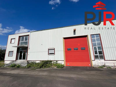 Local d'activités - 766 m²