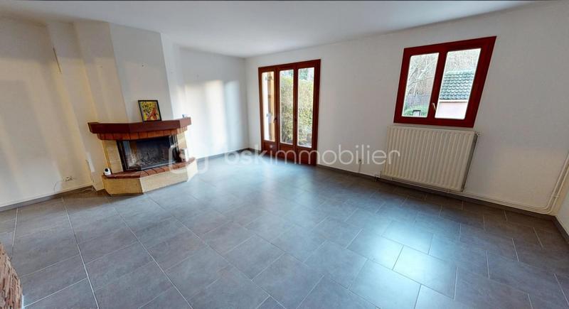 Maison - 105 m² - 4 pièces