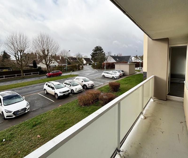 Appartement - 90 m² - 4 pièces