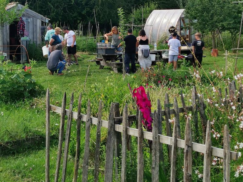 Semaine de la Biodiversité - Visite du jardin du 4l café &amp; temps convivial à Cartelègue