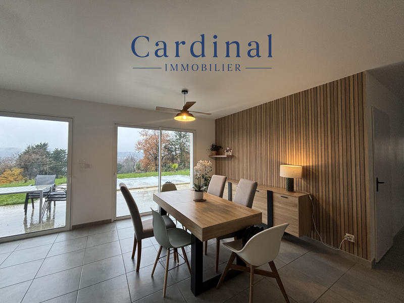 Maison - 95 m² - 4 pièces