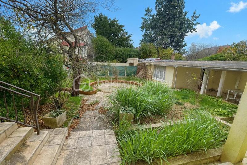 Maison - 473 m² - 7 pièces