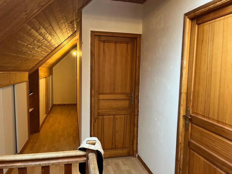 Maison - 237 m² - 7 pièces