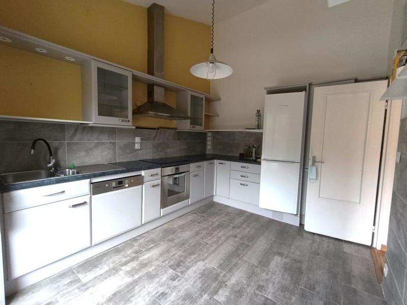 Appartement - 101 m² - 5 pièces