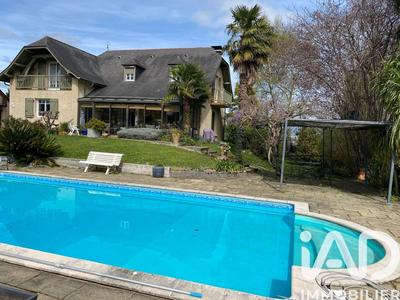 Maison - 170 m² - 7 pièces