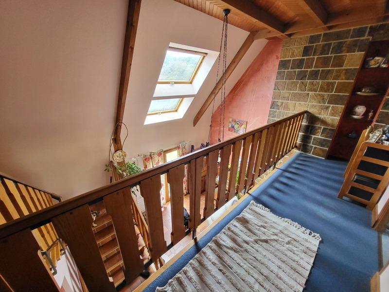 Maison - 164 m² - 9 pièces