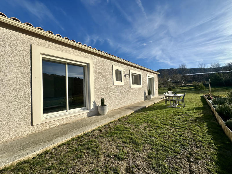 Maison - 104 m² - 3 pièces