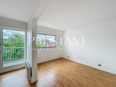 Appartement - 103 m² - 4 pièces