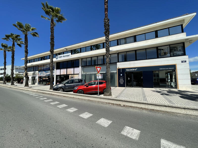 Local commercial - 300 m²