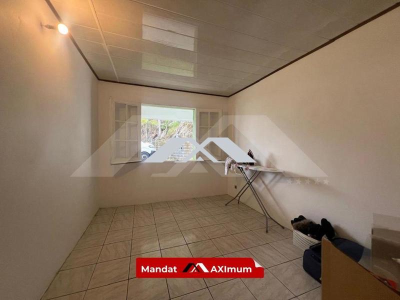 Maison - 90 m² - 6 pièces