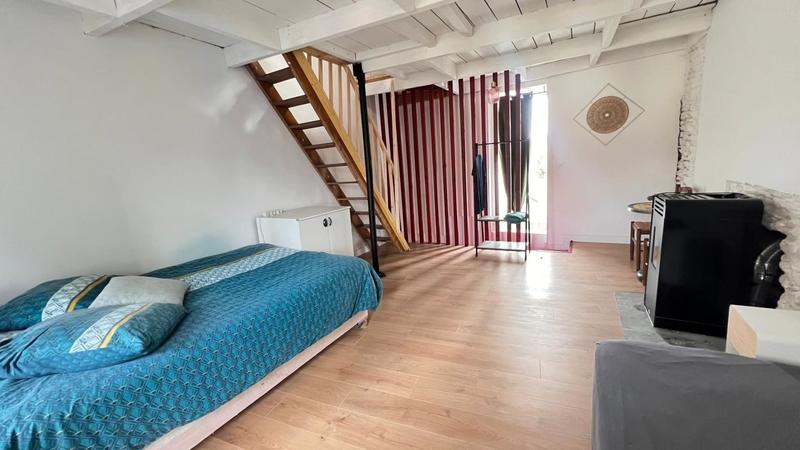 Immeuble - 77 m² - 3 pièces