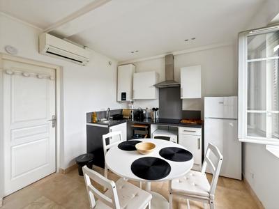 Studio - 21 m² - 1 pièce