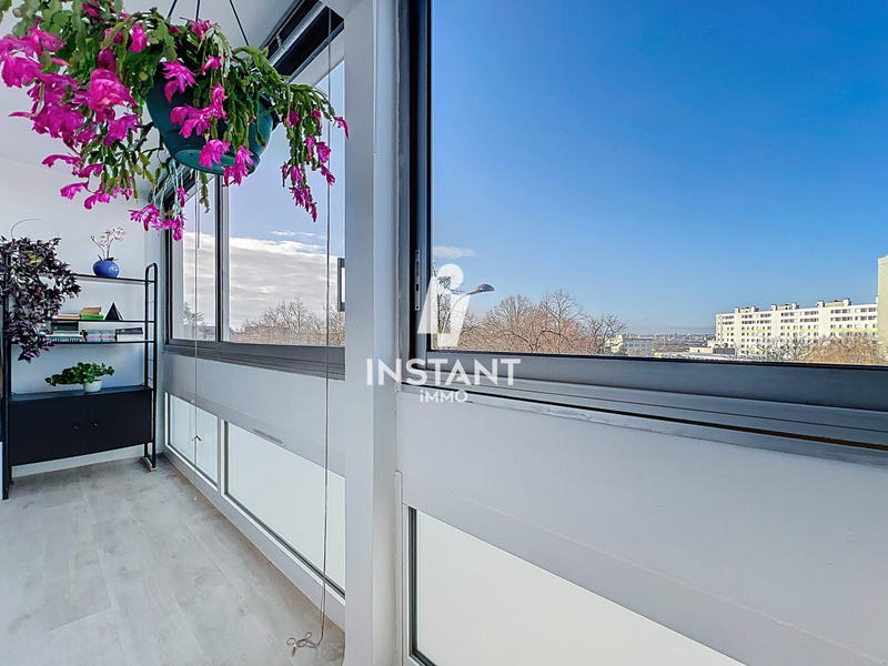 Appartement - 99 m² - 5 pièces