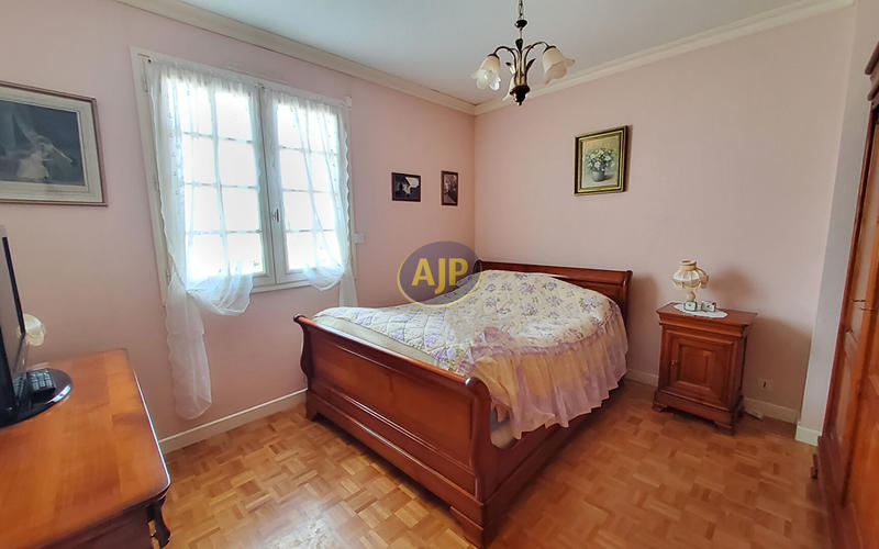 Maison - 105 m² - 4 pièces