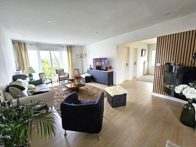 Maison - 105 m² - 5 pièces