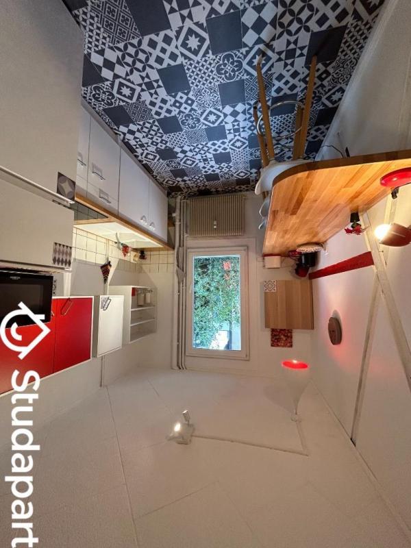 Chambre - 15 m² - 1 pièce