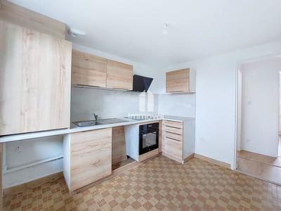 Appartement - 77 m² - 4 pièces