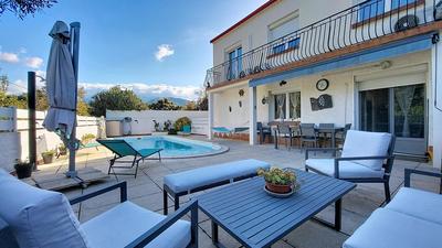 Maison - 155 m² - 6 pièces