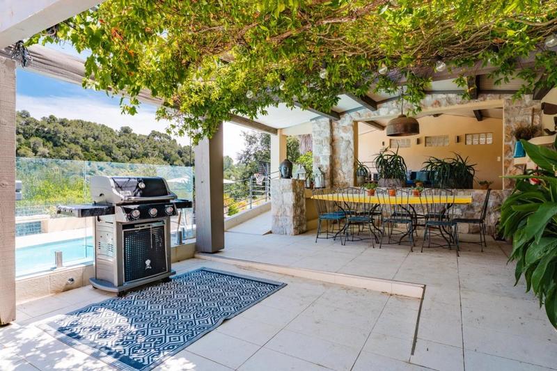 Villa - 280 m² - 8 pièces