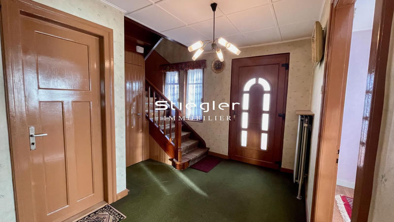 Maison - 98 m² - 4 pièces