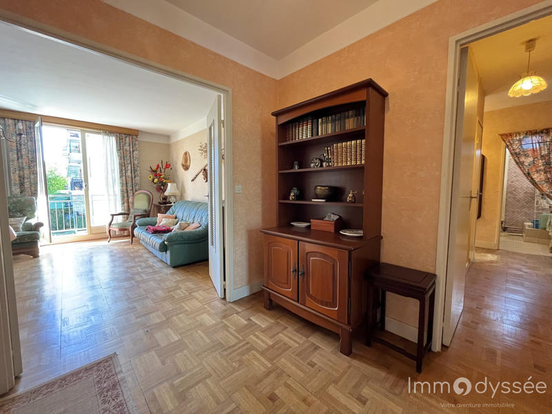Appartement - 103 m² - 5 pièces