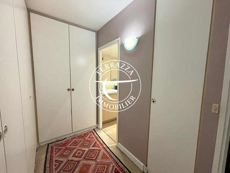 Duplex - 198 m² - 8 pièces