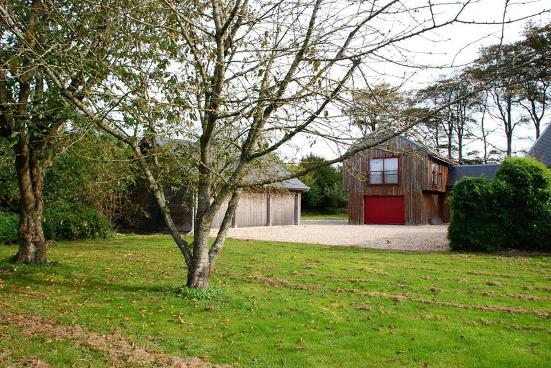 Maison - 201 m² - 10 pièces