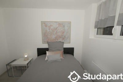 Chambre - 9 m² - 1 pièce