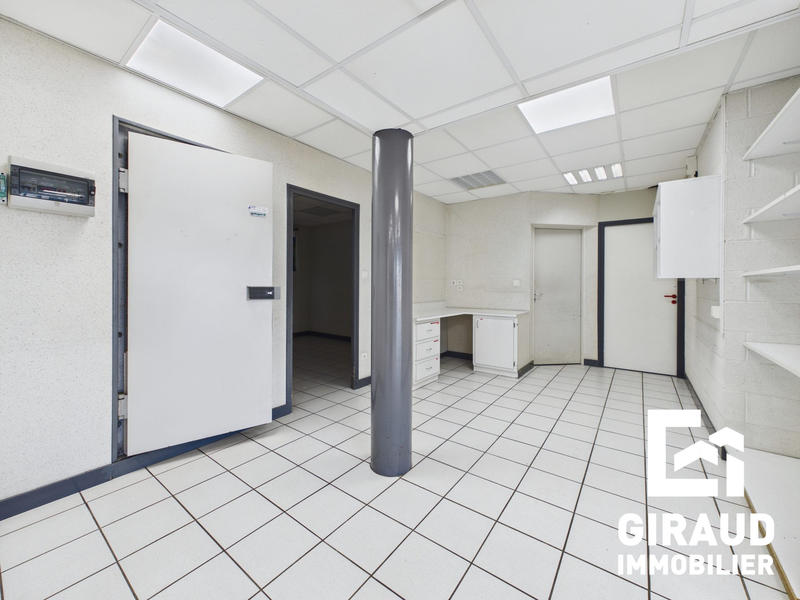 Local commercial - 770 m²