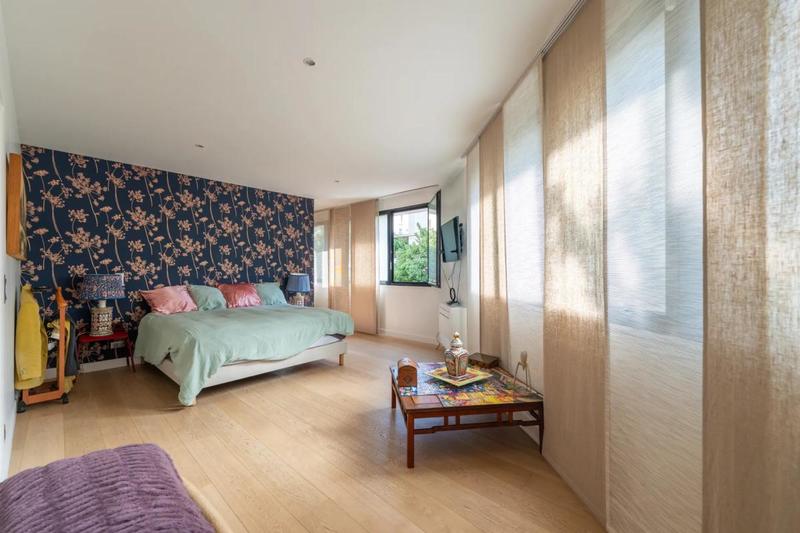 Appartement - 212 m² - 5 pièces