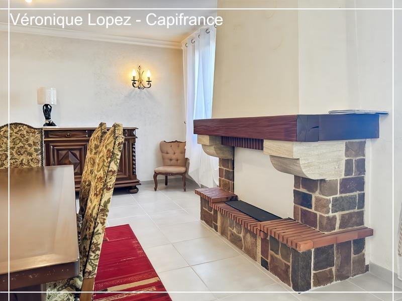 Maison - 102 m² - 4 pièces