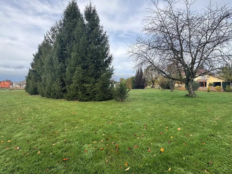 Terrain constructible - 780 m²