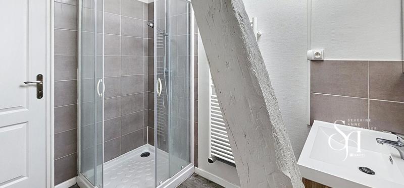 Maison - 140 m² - 8 pièces