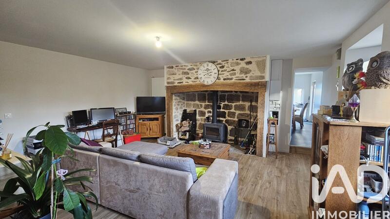 Maison de village - 95 m² - 4 pièces