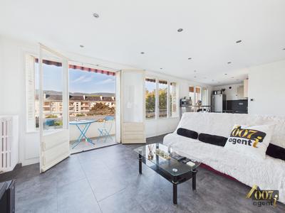 Appartement - 72 m² - 3 pièces