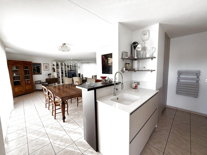 Appartement - 160 m² - 6 pièces