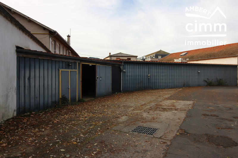 Local commercial - 940 m² - 2 pièces