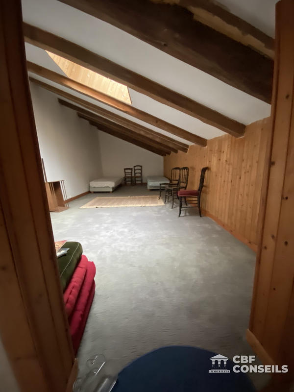 Maison ancienne - 260 m² - 14 pièces