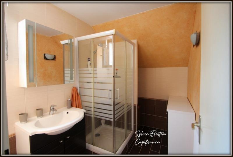 Maison - 101 m² - 6 pièces