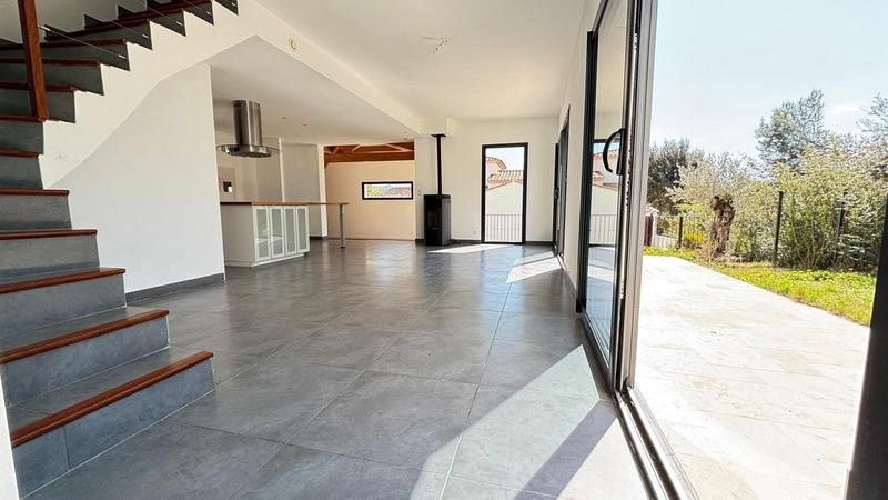 Maison - 149 m² - 6 pièces