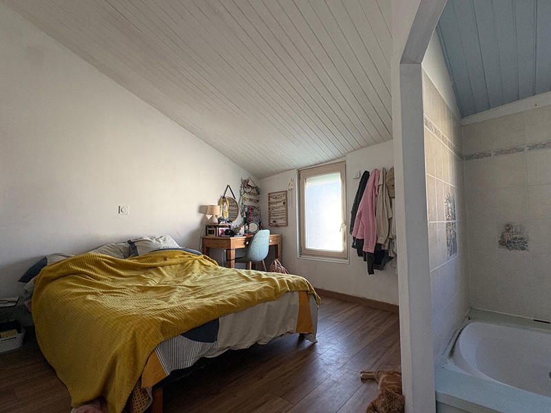 Maison - 93 m² - 4 pièces