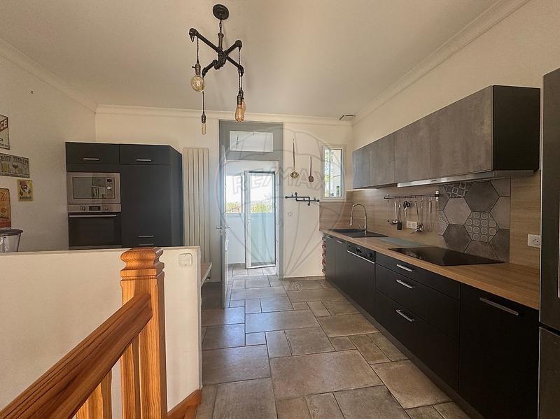 Propriété - 175 m² - 7 pièces