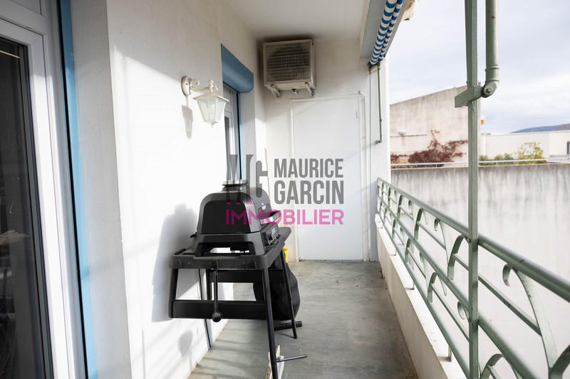 Appartement - 104 m² - 5 pièces