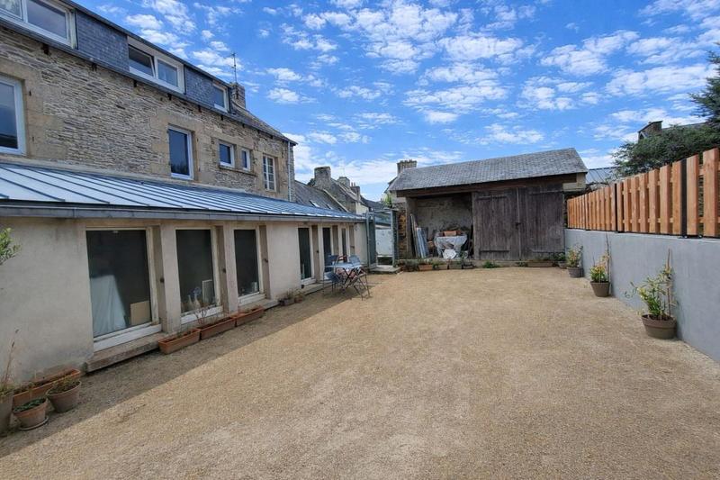 Maison - 185 m² - 6 pièces