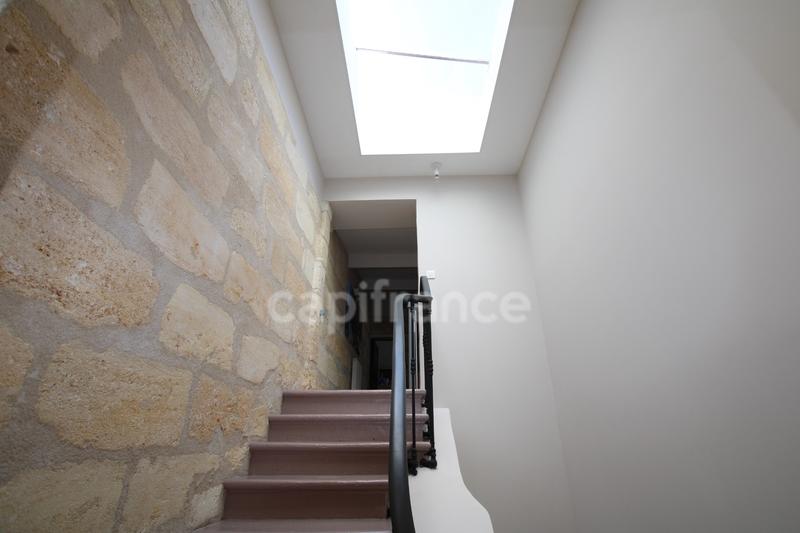 Appartement bourgeois - 108 m² - 3 pièces