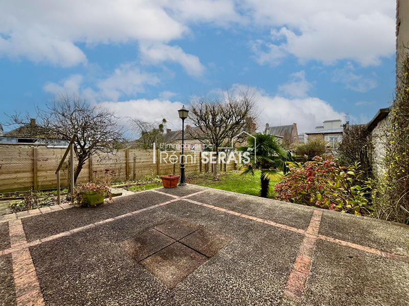 Immeuble - 270 m² - 8 pièces