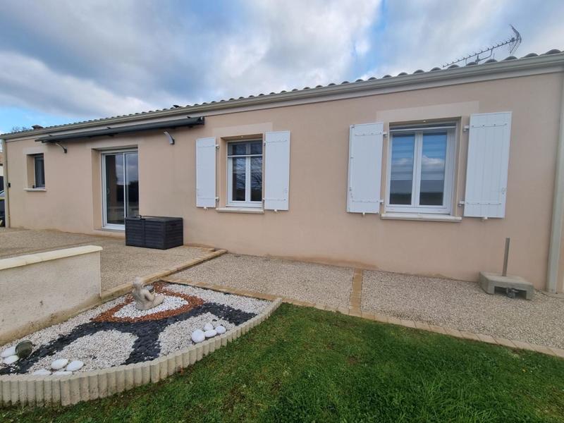 Maison - 93 m² - 4 pièces