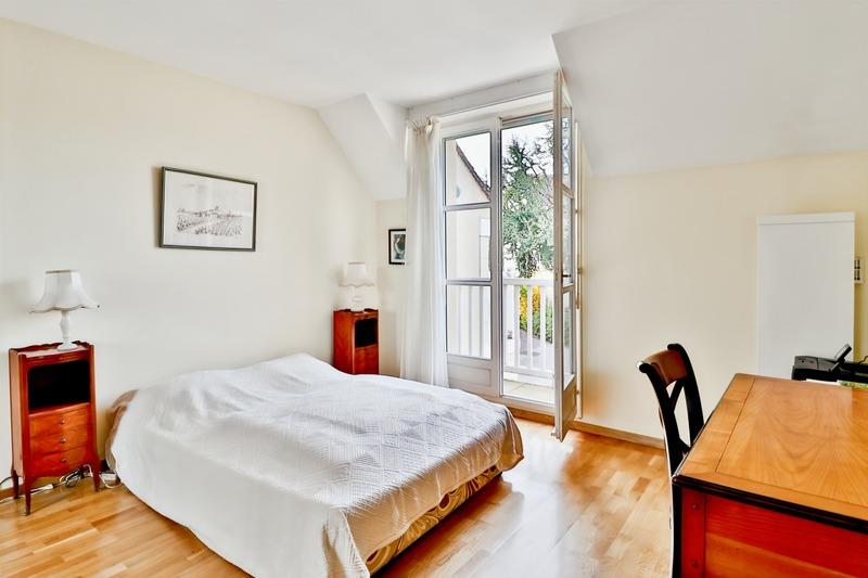 Maison - 165 m² - 5 pièces