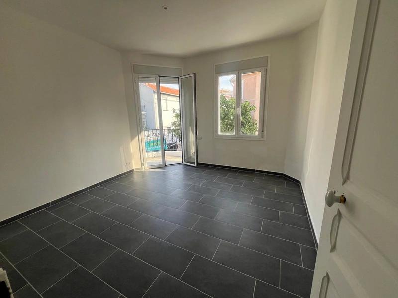 Immeuble - 109 m² - 6 pièces